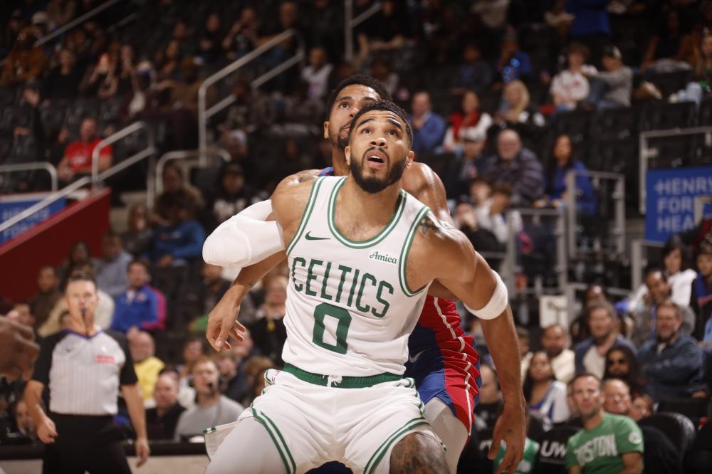 凭借出色的 凭借出色的